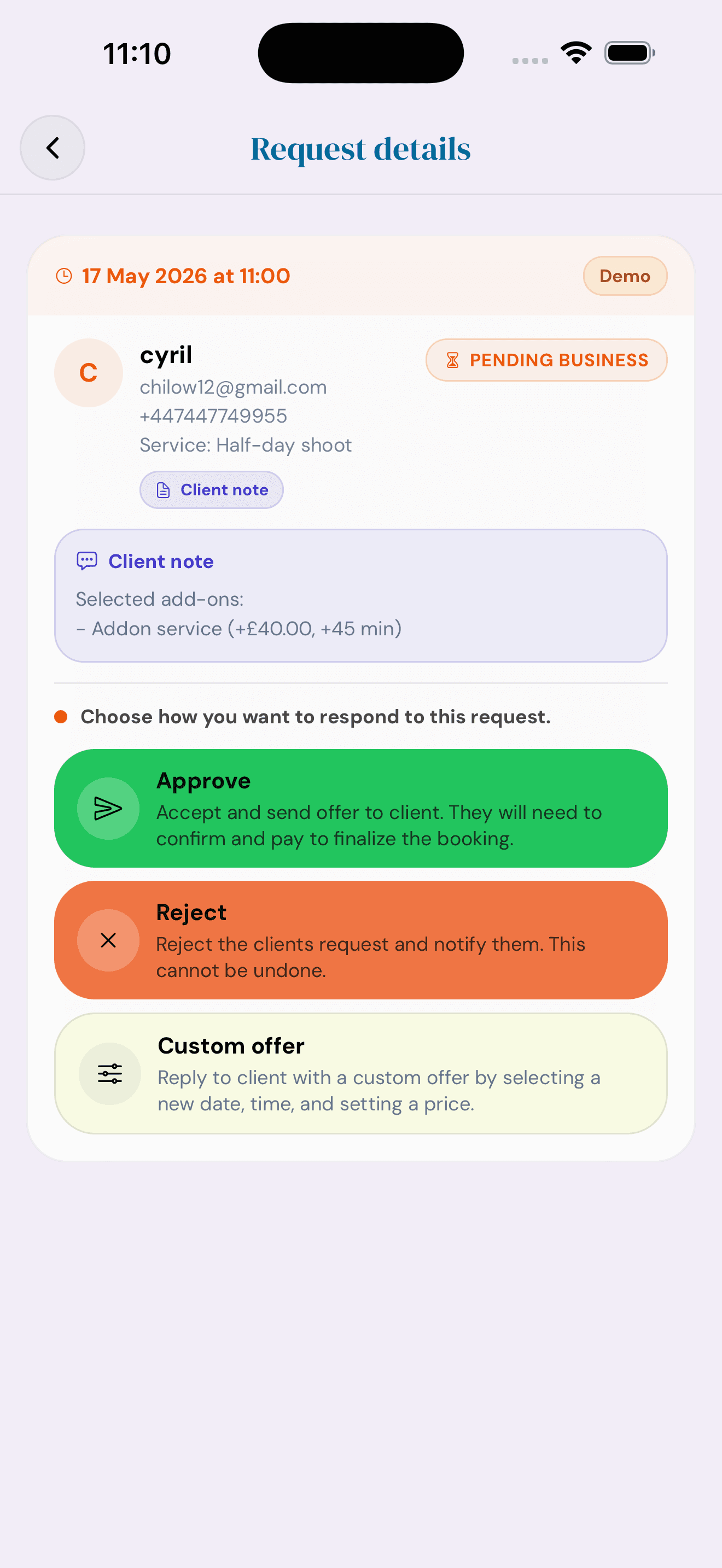 Cyntree booking request details screen showing the client, service, client note, and Approve, Reject, or Custom offer actions.