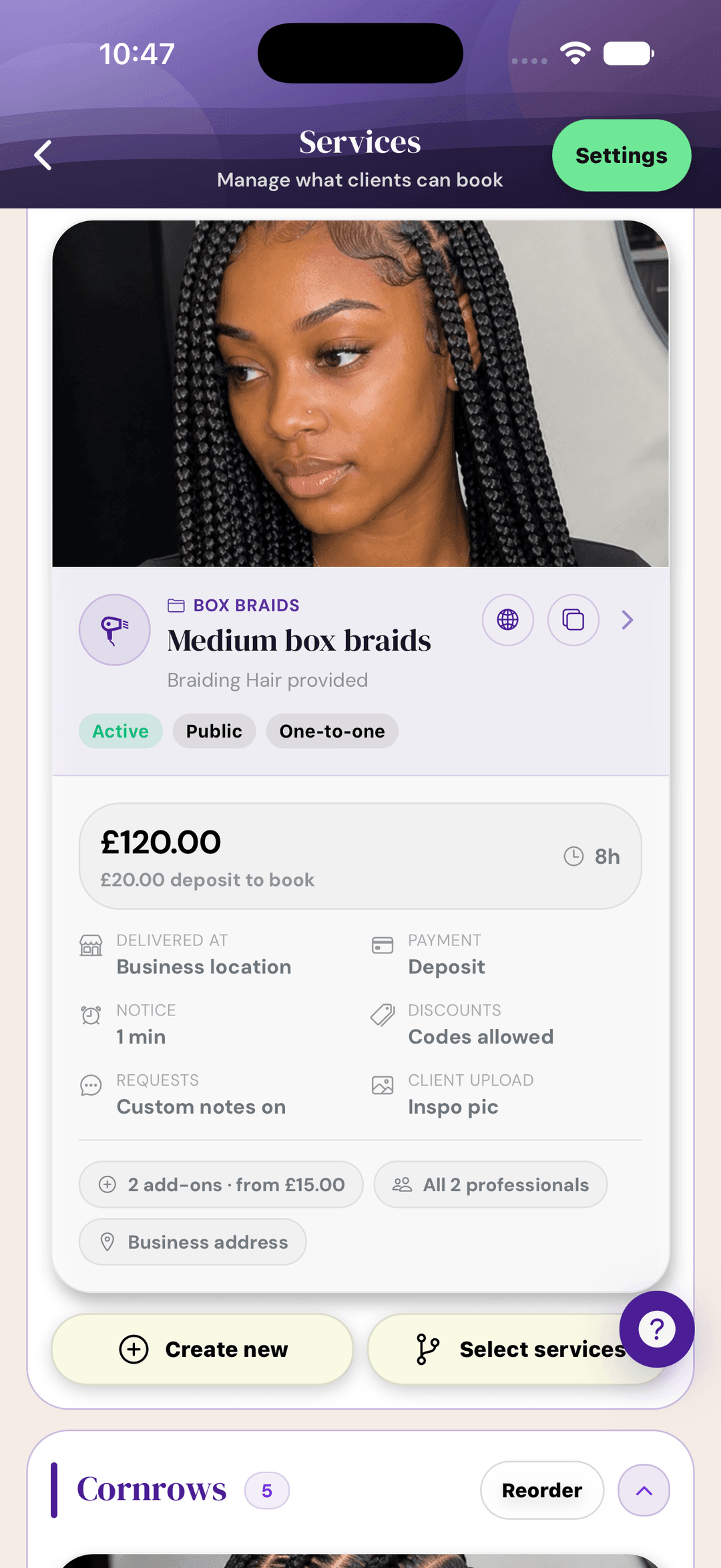 The Cyntree services screen, showing a service with its status, price, deposit, duration, delivery location, add-ons and assigned professionals, grouped by category.